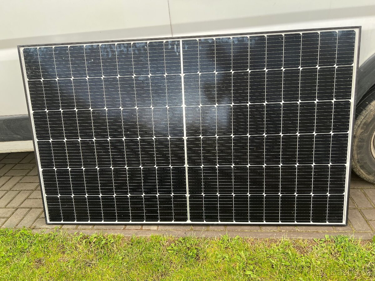 Solární panely 385w, 100w a 40w