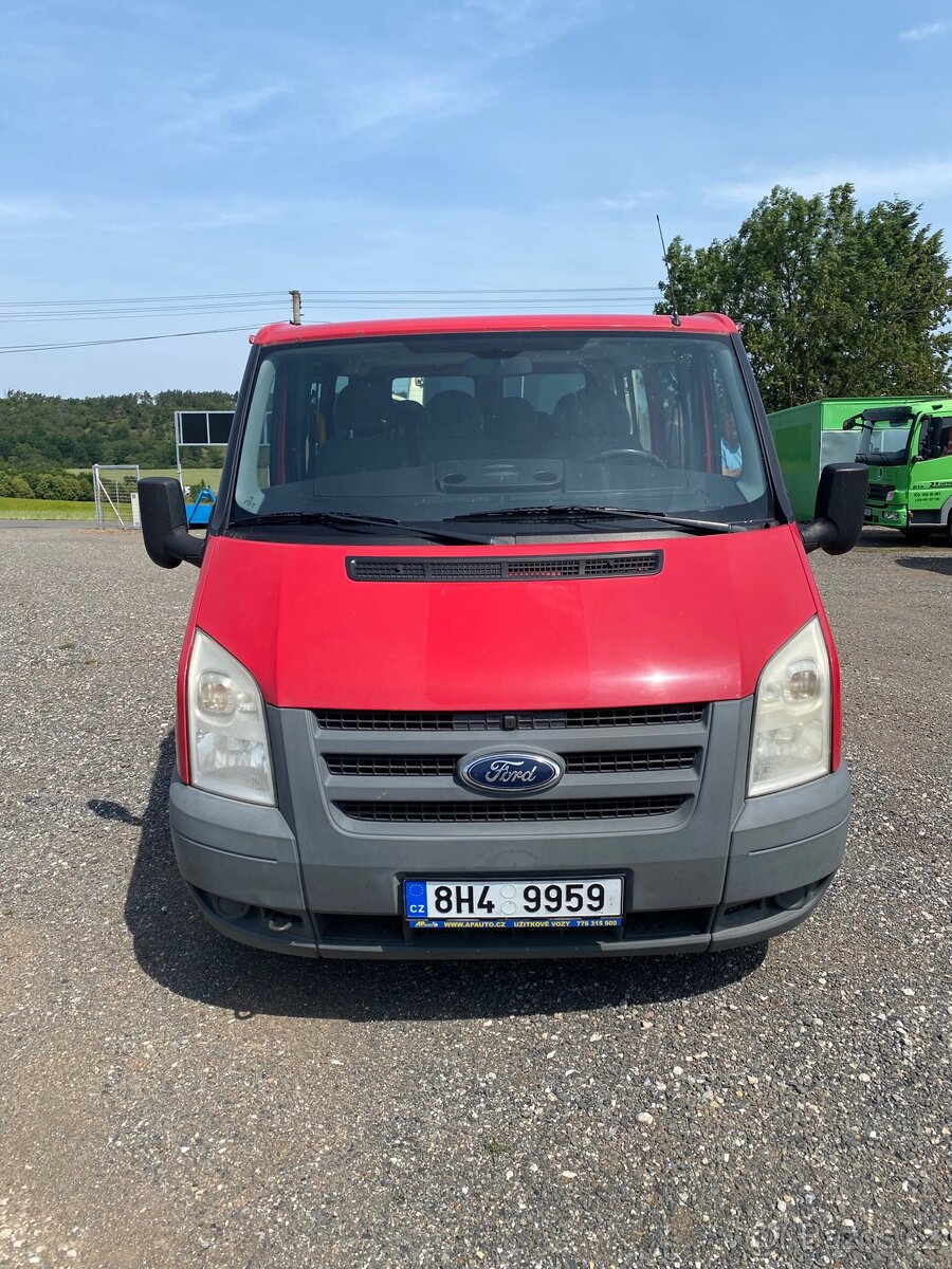 Ford Transit 2011