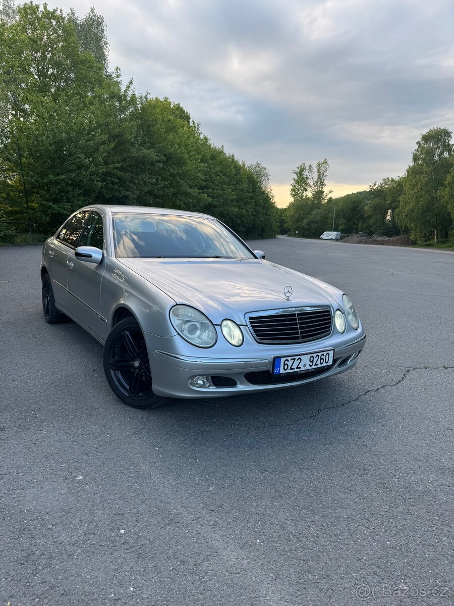 Mercedes Benz