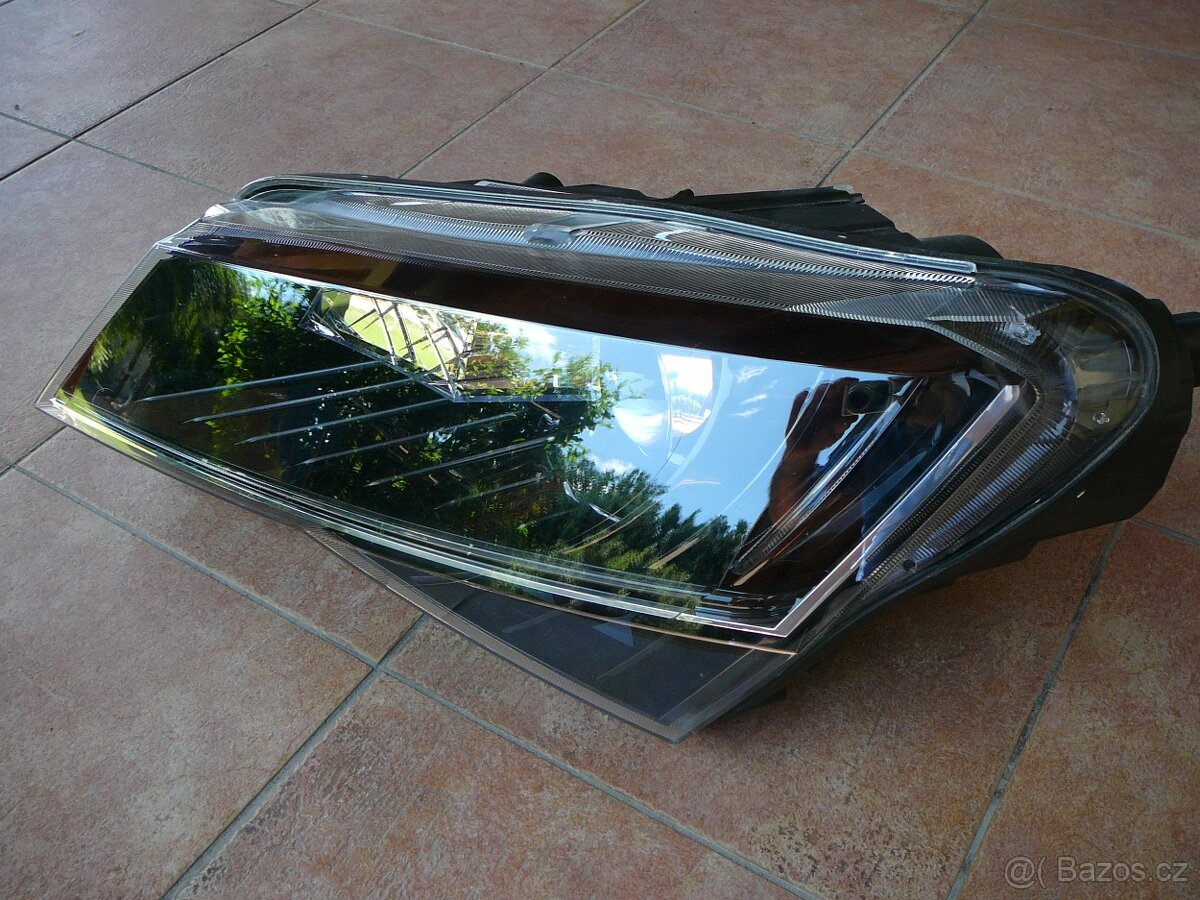 ŠKODA SUPERB 3 III - LP XENON - 3V1941015.A - 3V1941017A