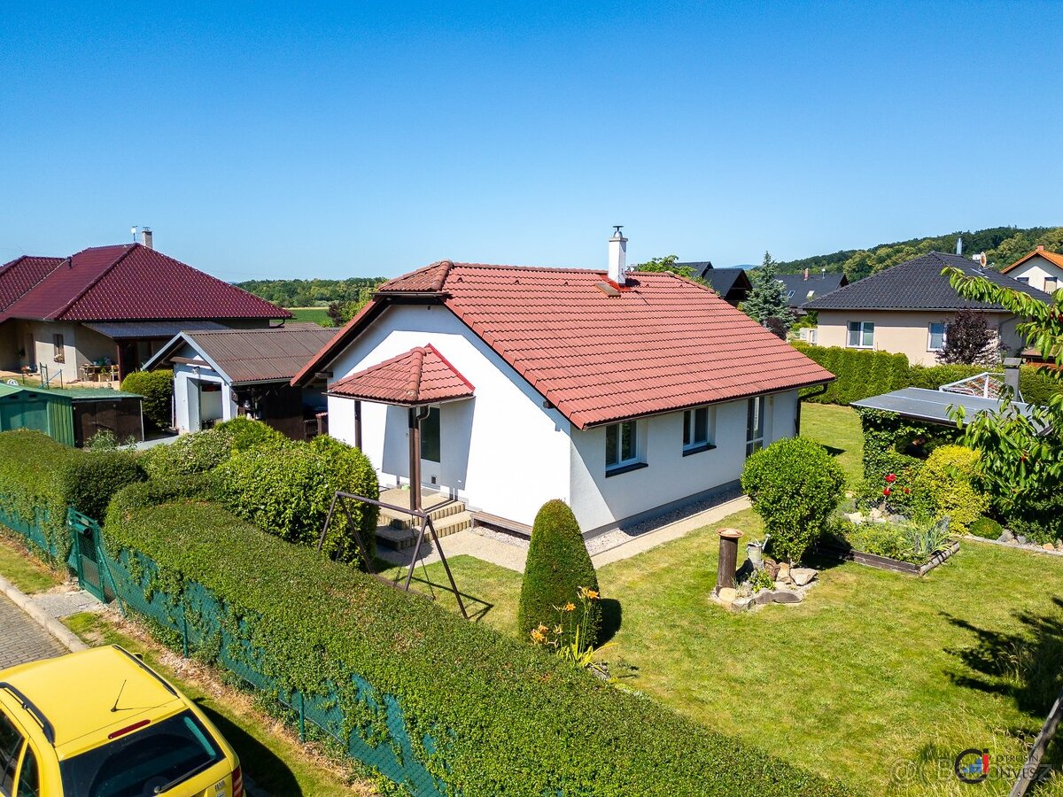 Prodej rodinného domu 3+kk se zahradou, Černíkovice