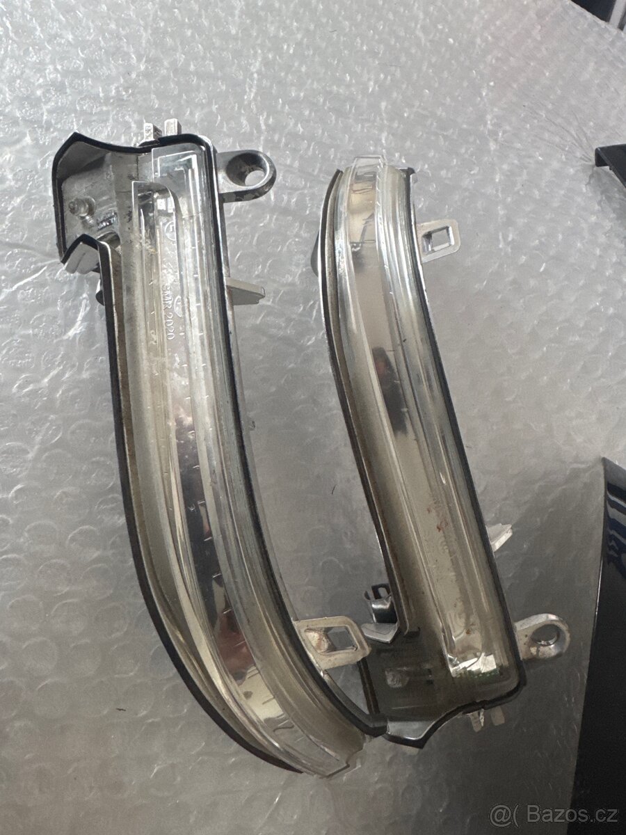 Orig. BMW blinkry do zrcatek z bmw i3)