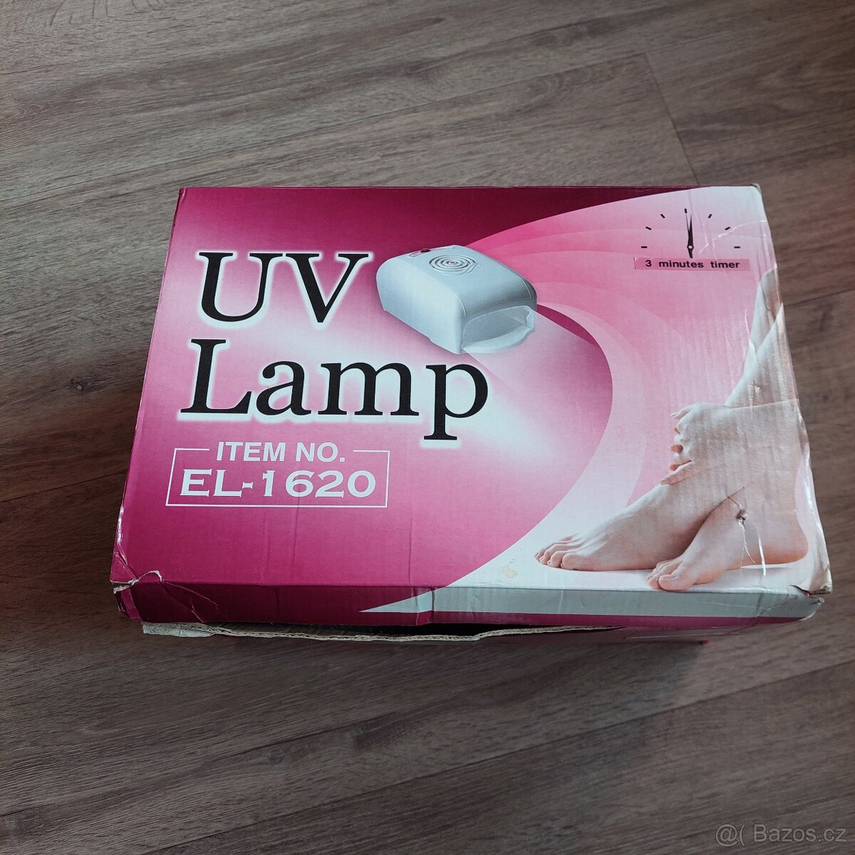 UV lampa na nehty