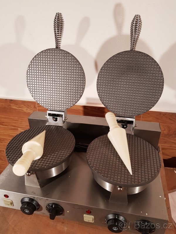 Vaflovač  kornoutovač elektrický  profi