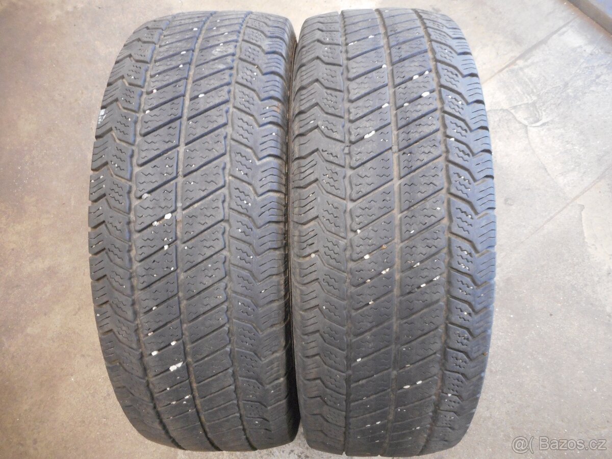 225/70R15C 112/110R