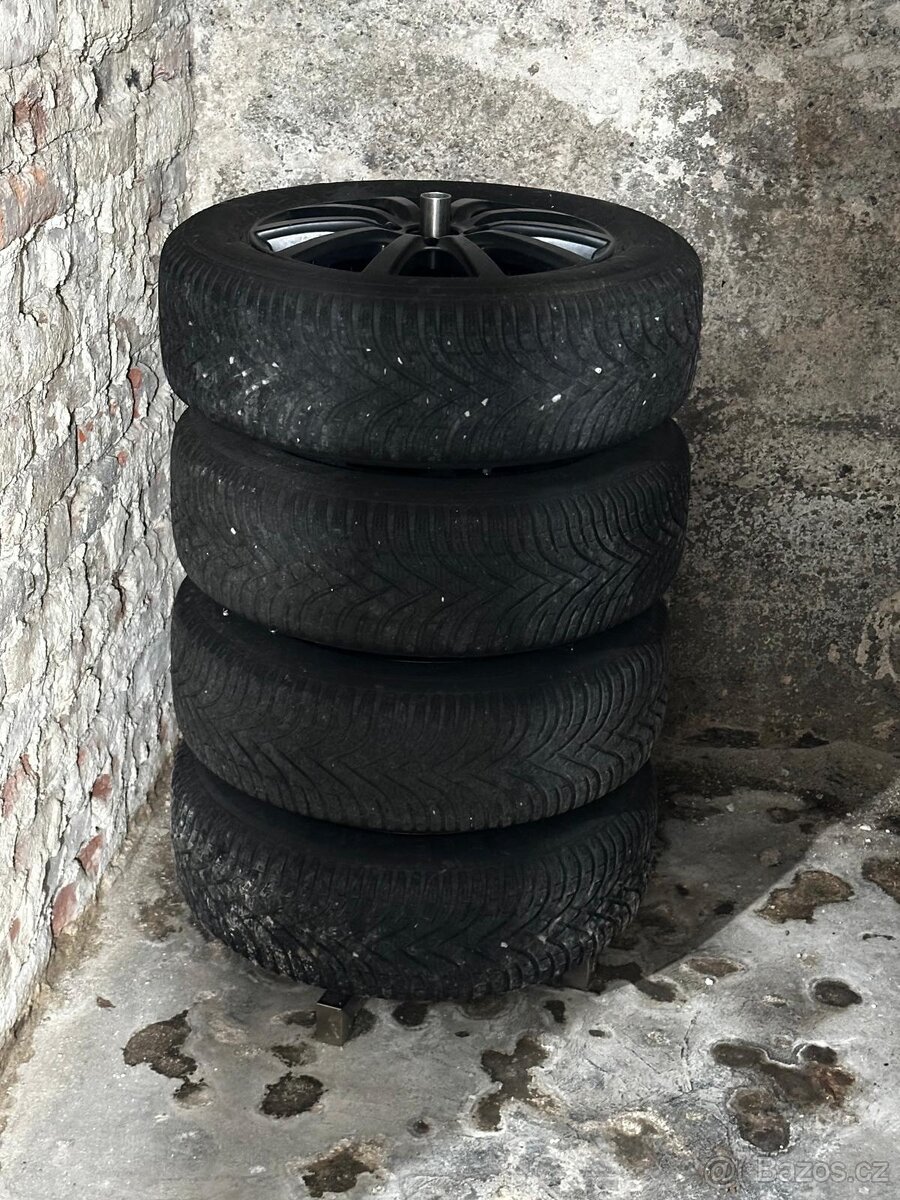 4ks zánovních Al disků Platin + zimní pneu Kleber