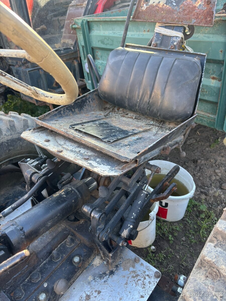 sedačka Zetor? Liaz