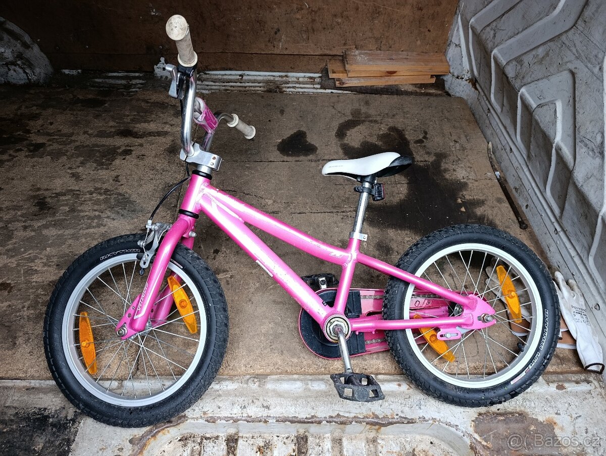 Dětské kolo specialized