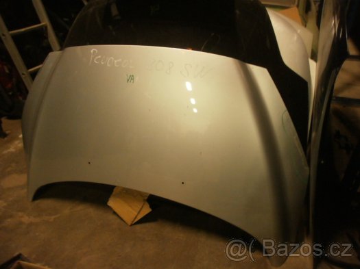 Prodám přední nárazník a kapotu na Peugeot 308