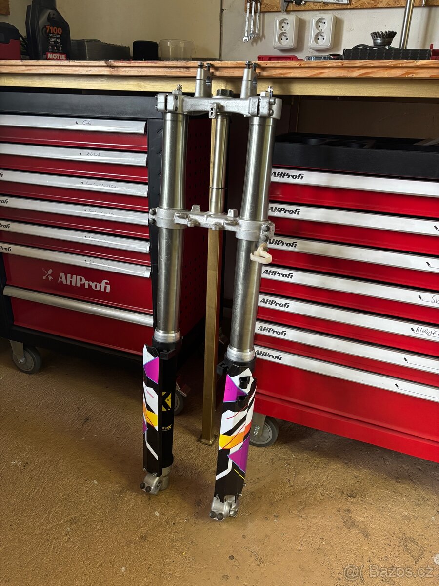 tlumiče na Yamahu yz 125 1997