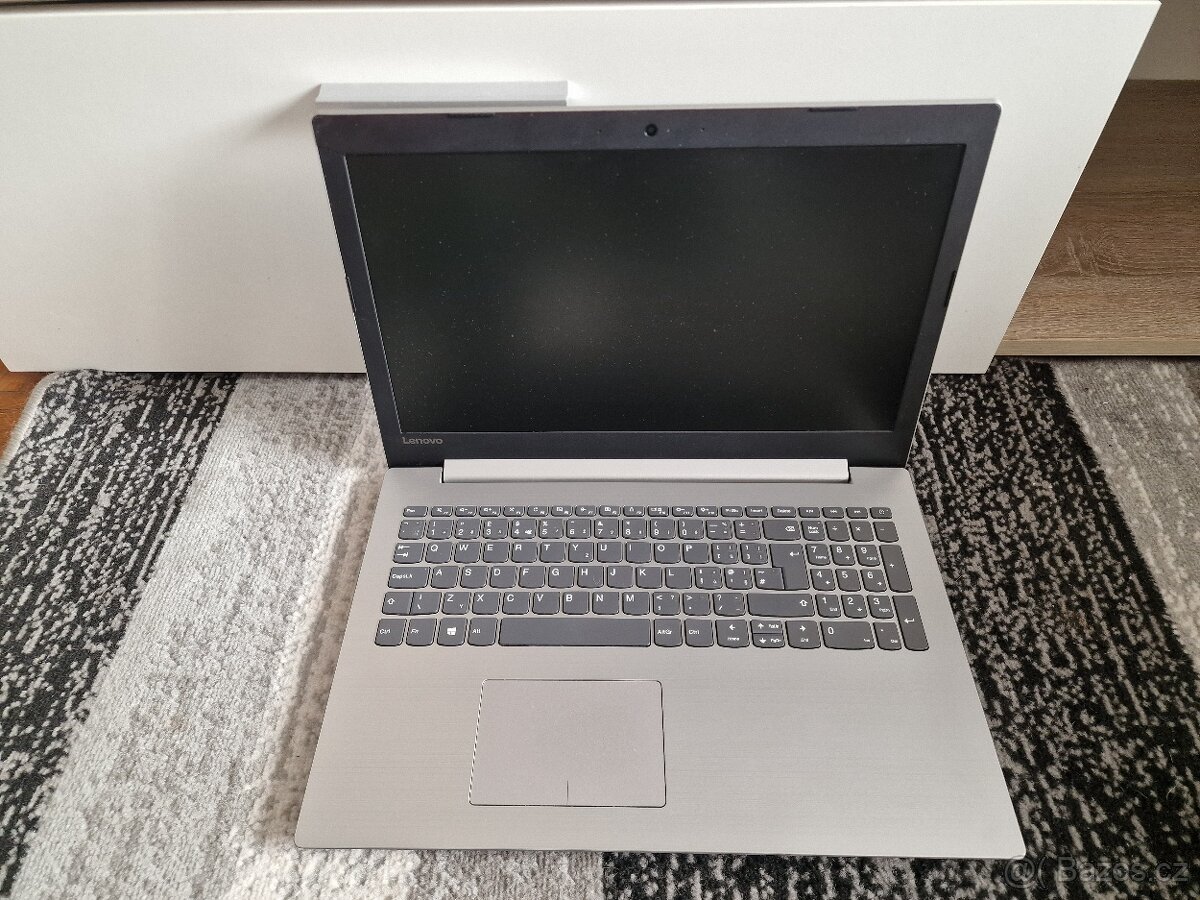 Lenovo Ideapad 320 na filmy internet kancelářské práce atd