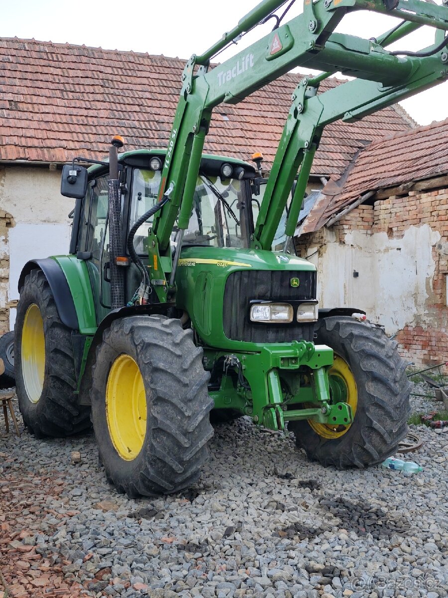 John Deere 6320