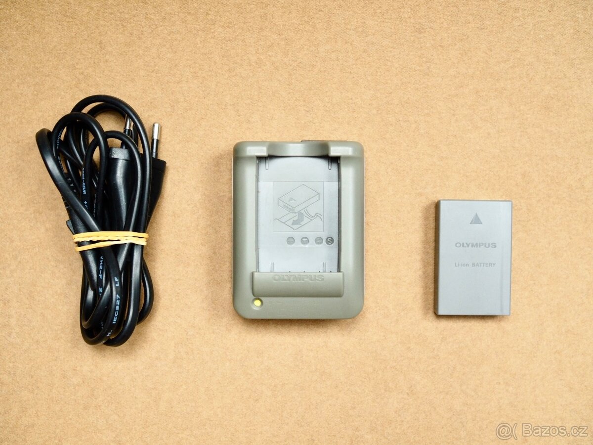 Nabíječka Olympus BCS-5 + baterie Olympus BLS-5