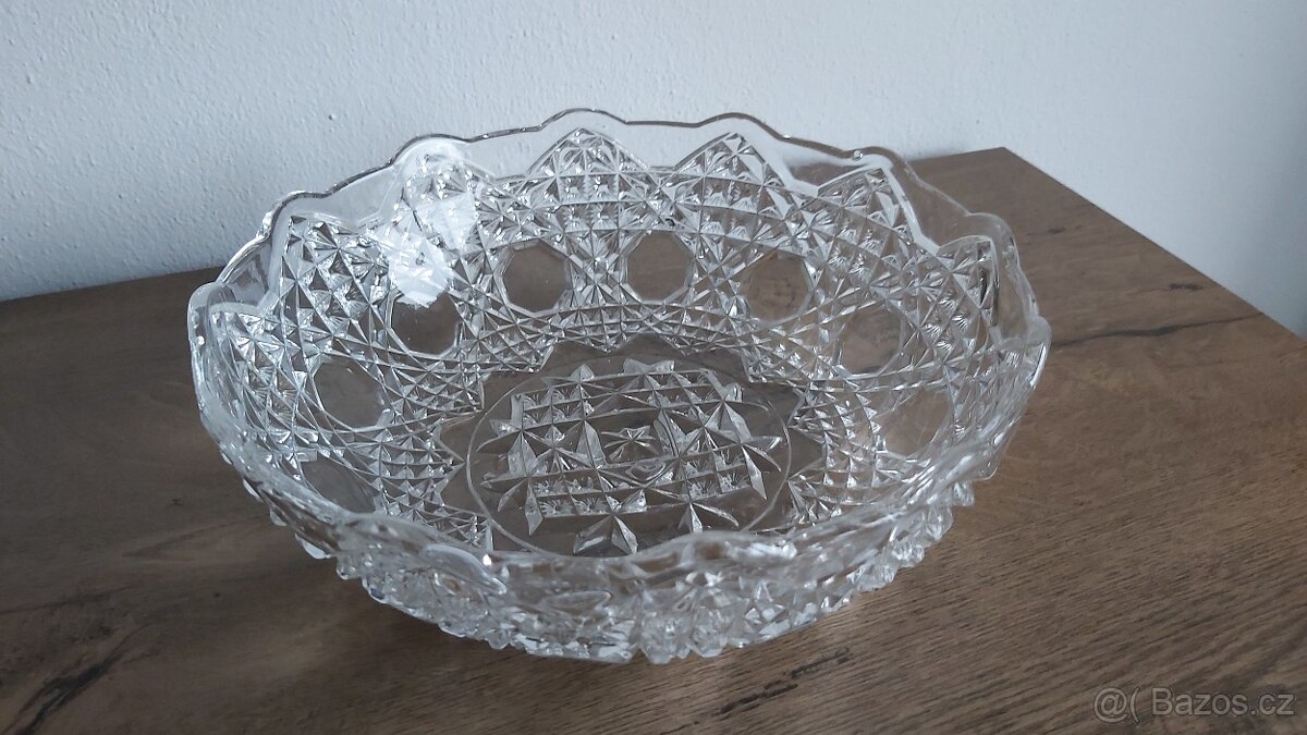 Skleněná mísa