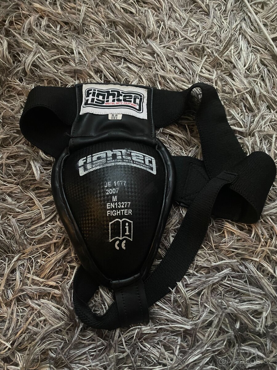 Suspenzor Figther M, kovový