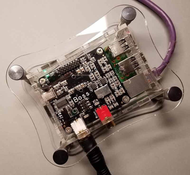 Raspberry Pi 3 + Allo Boss + krabička + zdroj