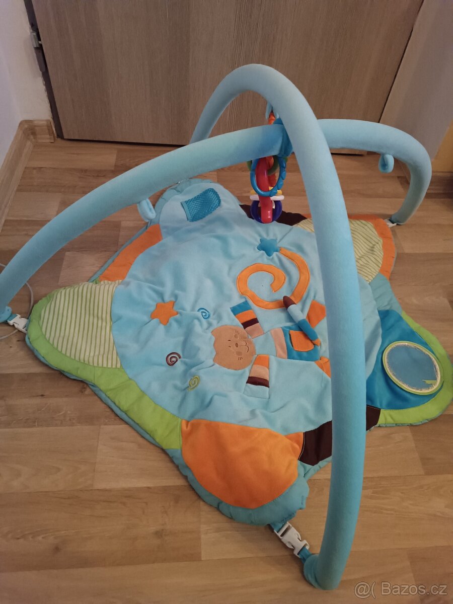 Dětská hrazdička+další dětské věci DARUJI