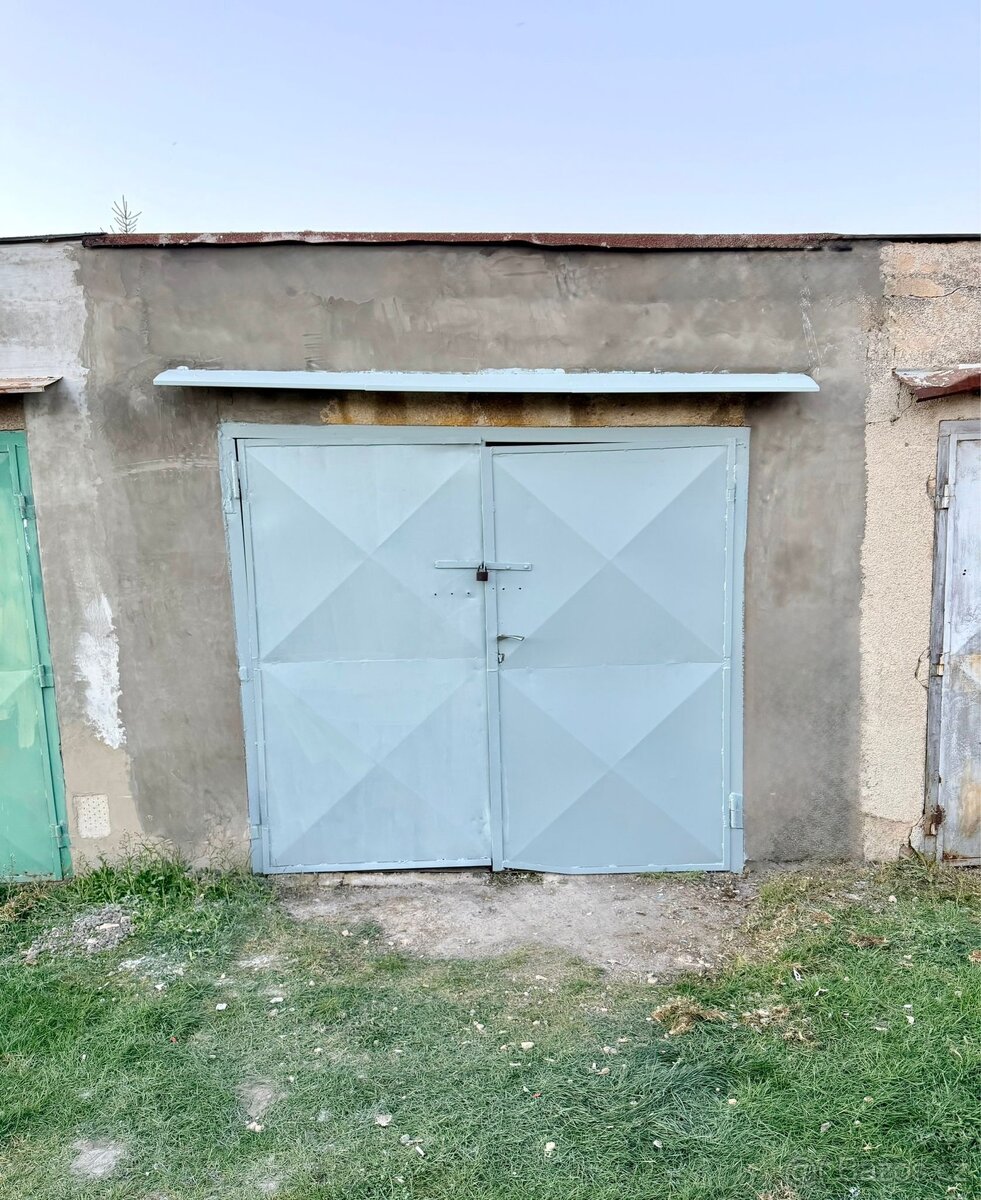 prodej garáže v Řepově