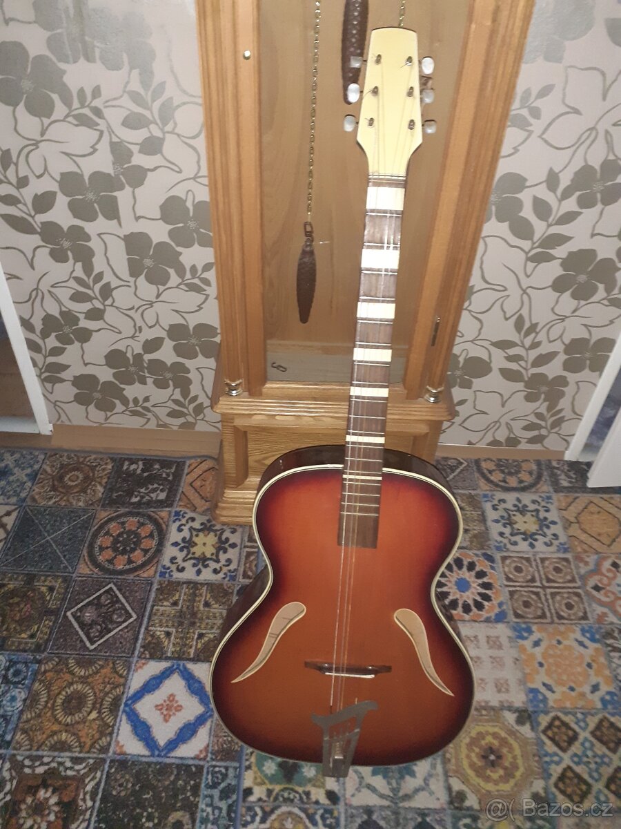 Kytara- Marma Archtop