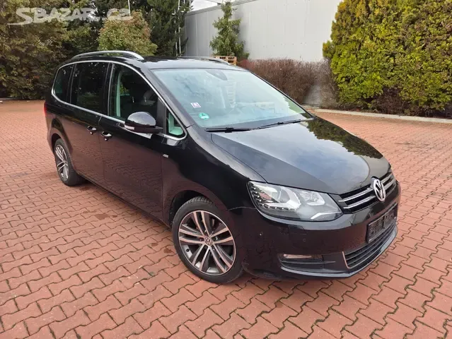 Sharan 2.0TDI 130kW CUP DSG,tažné,xenon,kamera,navi,rozvody,