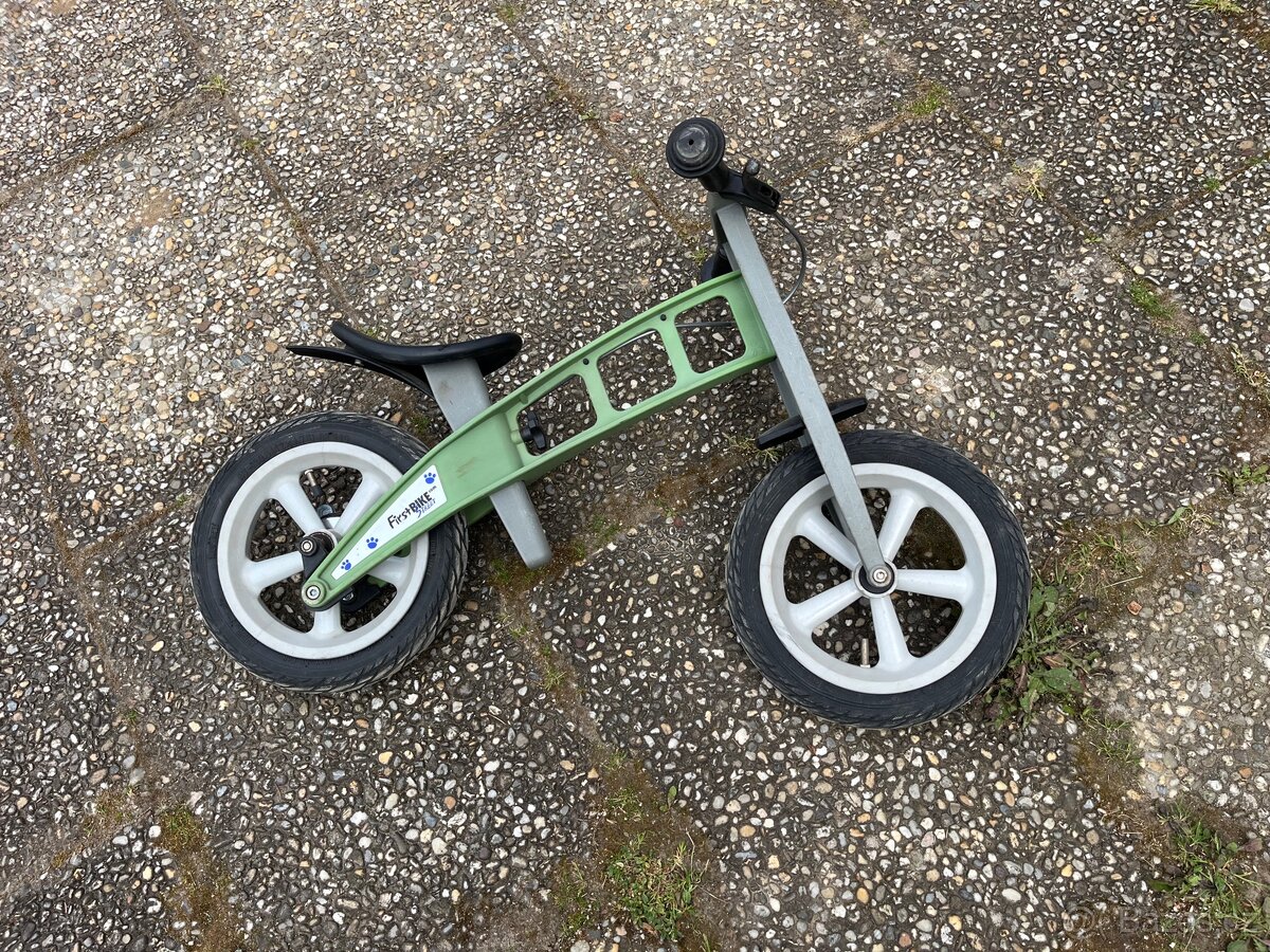 First bike odrážedlo