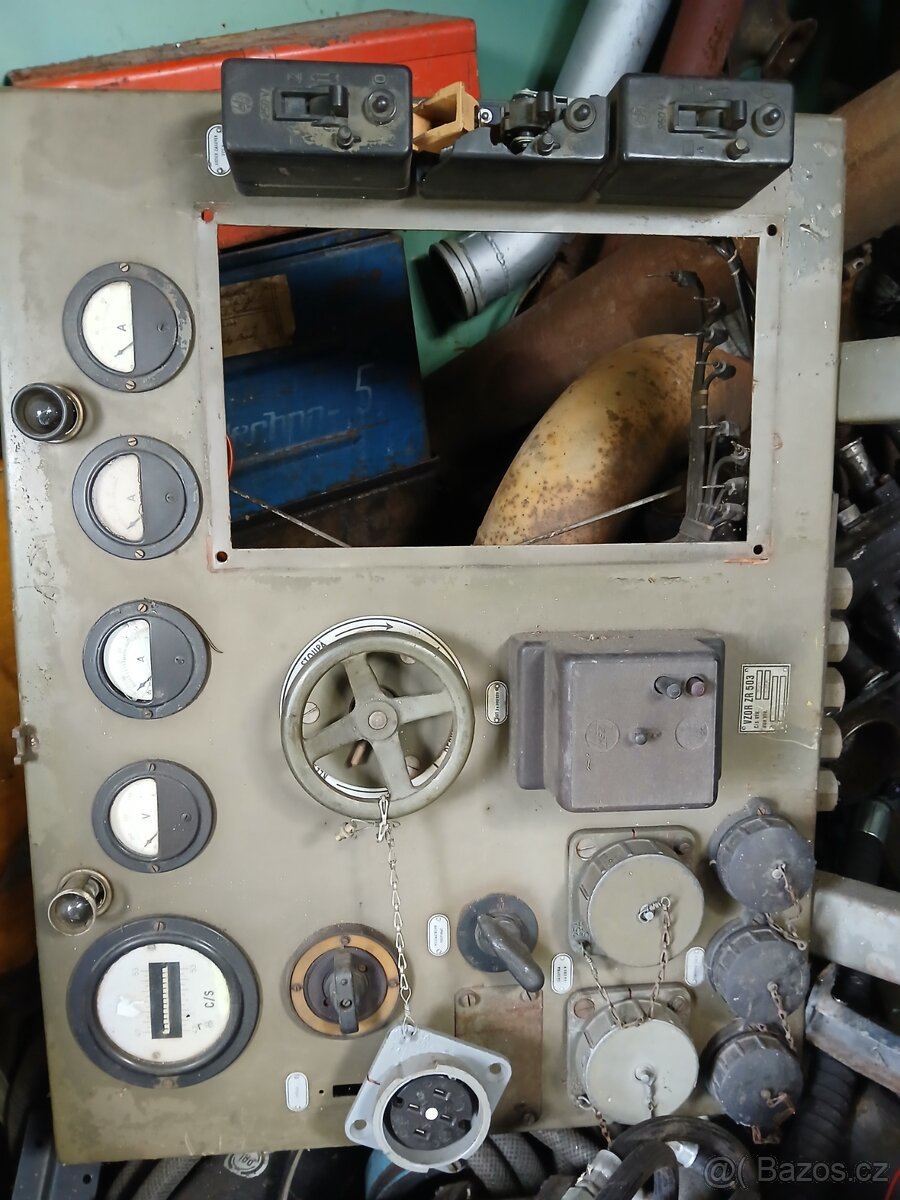 Panel elektrocentrály s motorem Tatra 603