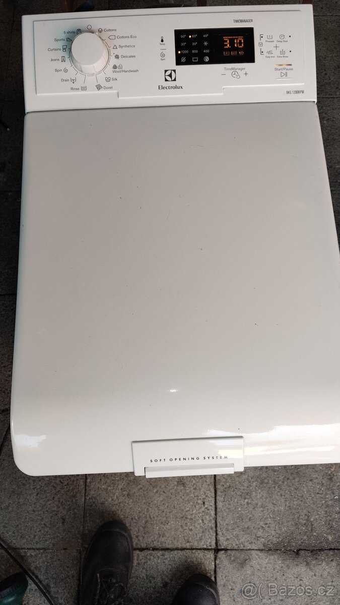Prodám pračku Electrolux vrchem plněnou