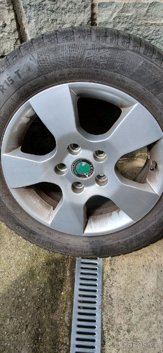 Alu kola R15 s pneu 195/65