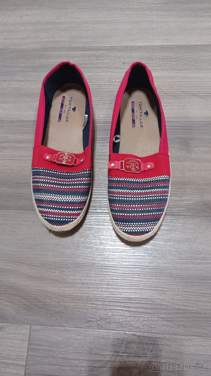 Nové Espadrilky