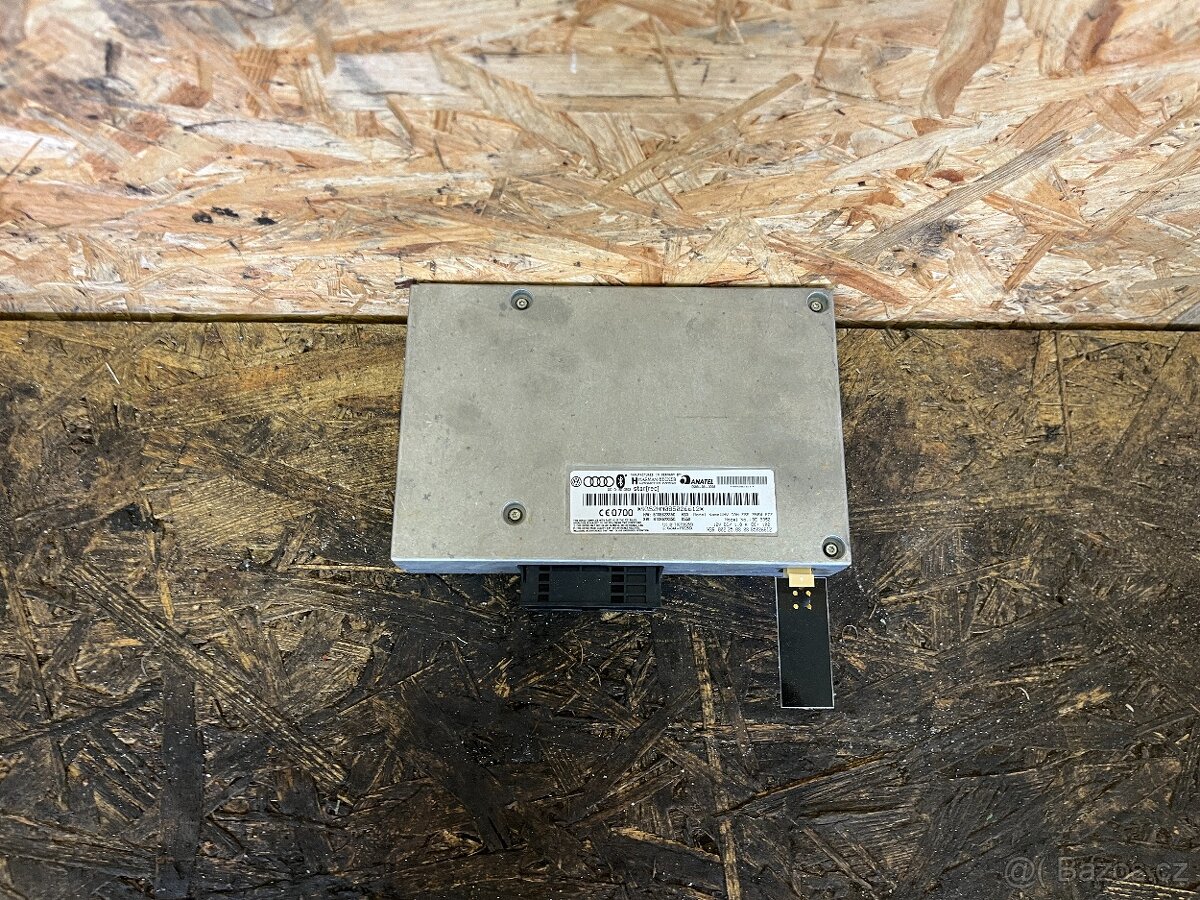 ŘÍDICÍ JEDNOTKA BLUETOOTH 8T0862335C