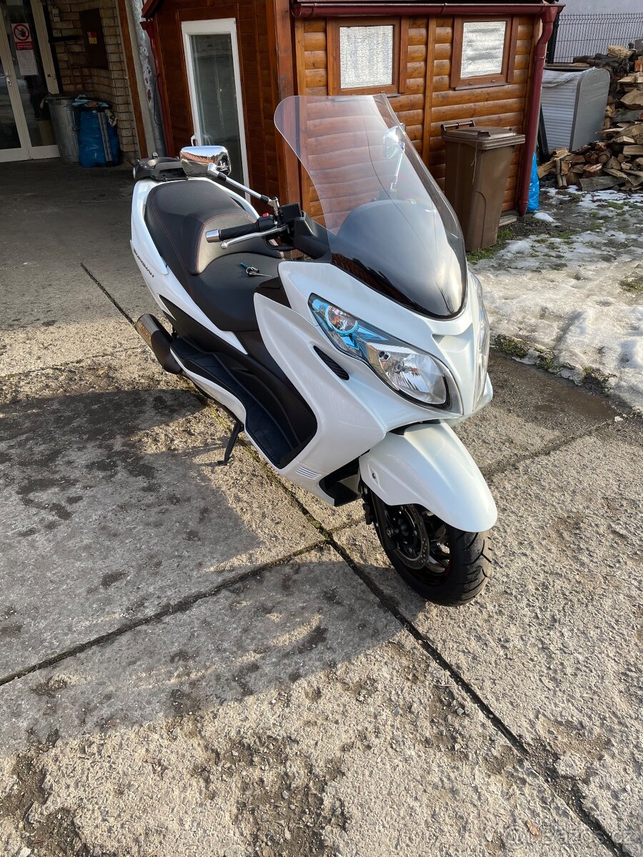 Suzuki BURGMAN 400