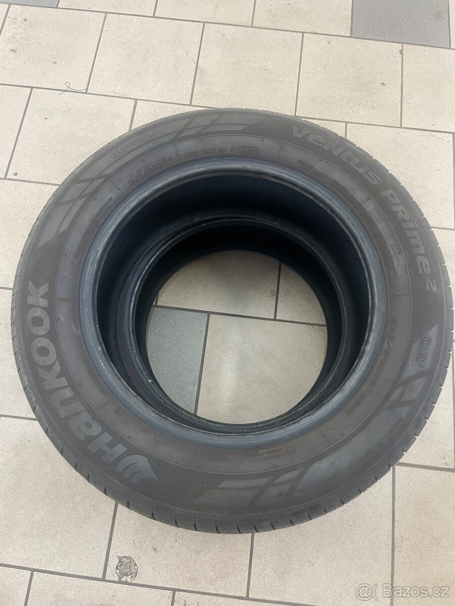 225/60 17 zánovní letní Hankook