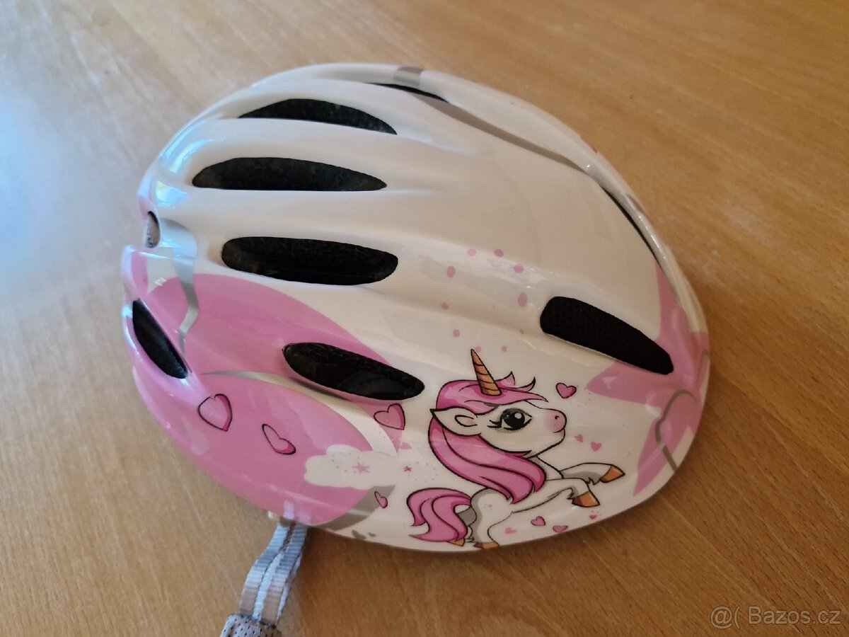 Dívčí cyklo přilba
