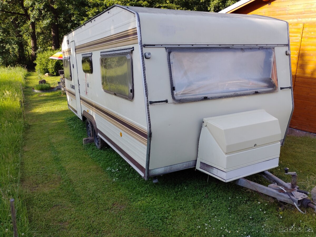 Obytný karavan