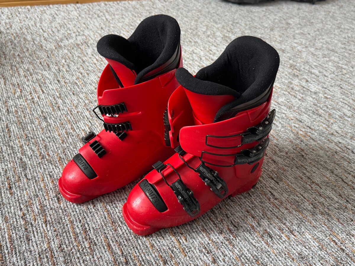 🎿 Lyžáky Dolomite J82 High Impact PC – červené