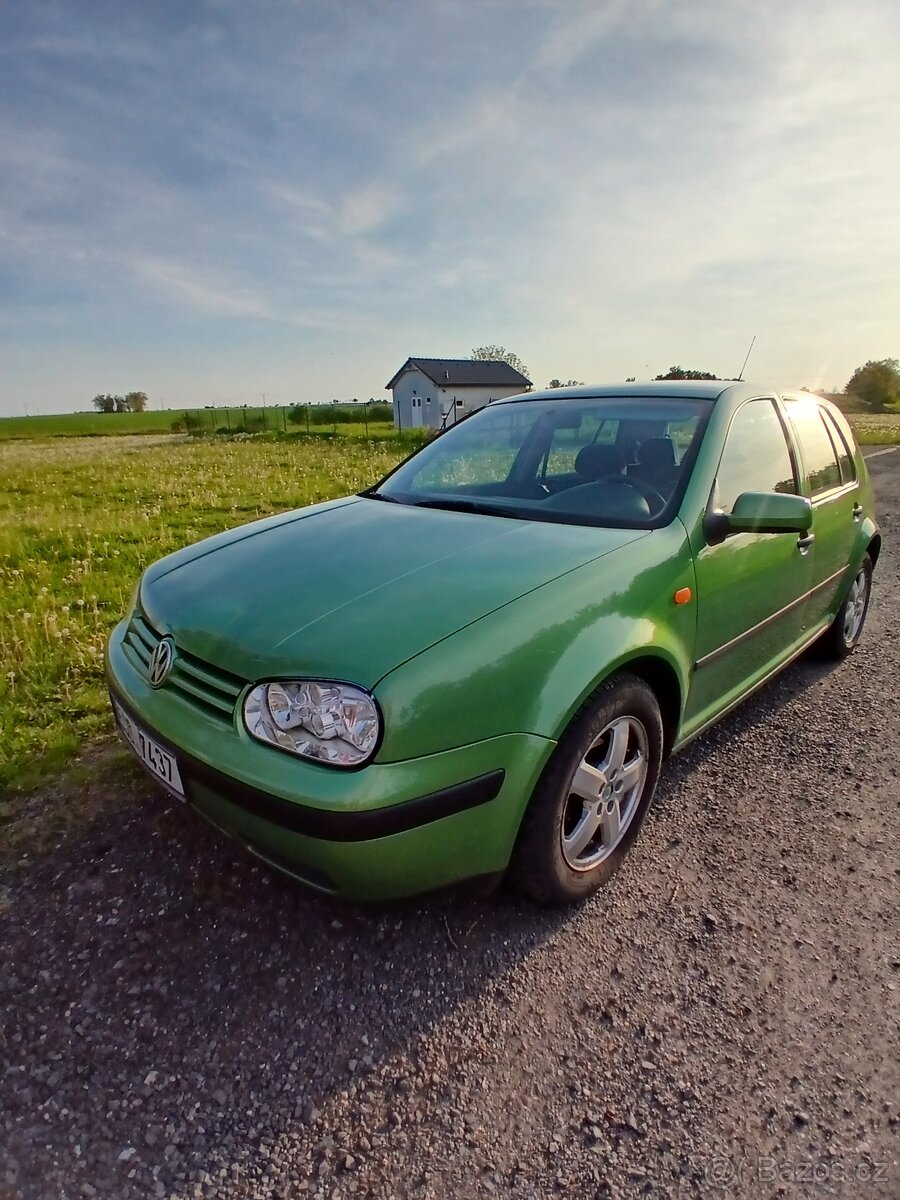 VW Golf IV