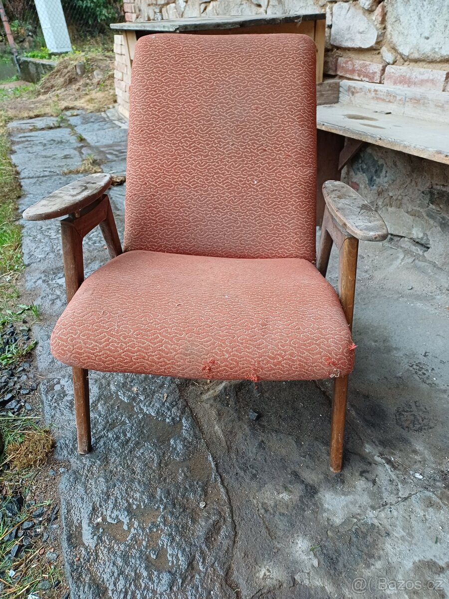RETRO starožitné křeslo