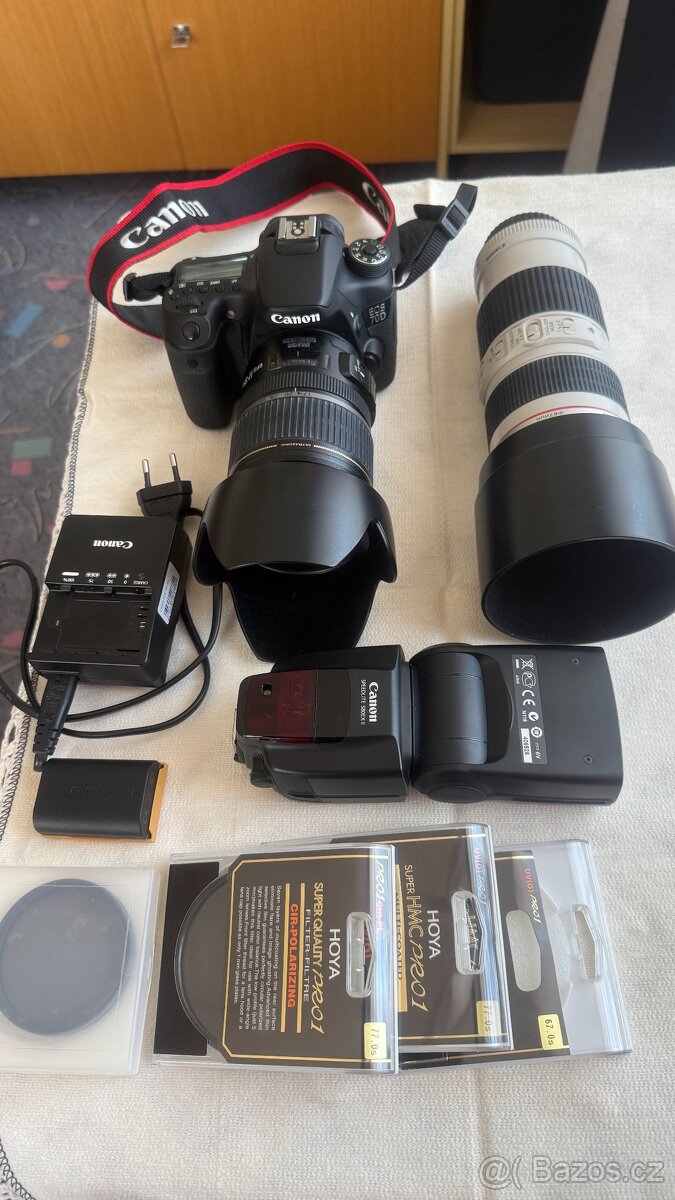 Canon EOS 70D s příslušenstvím