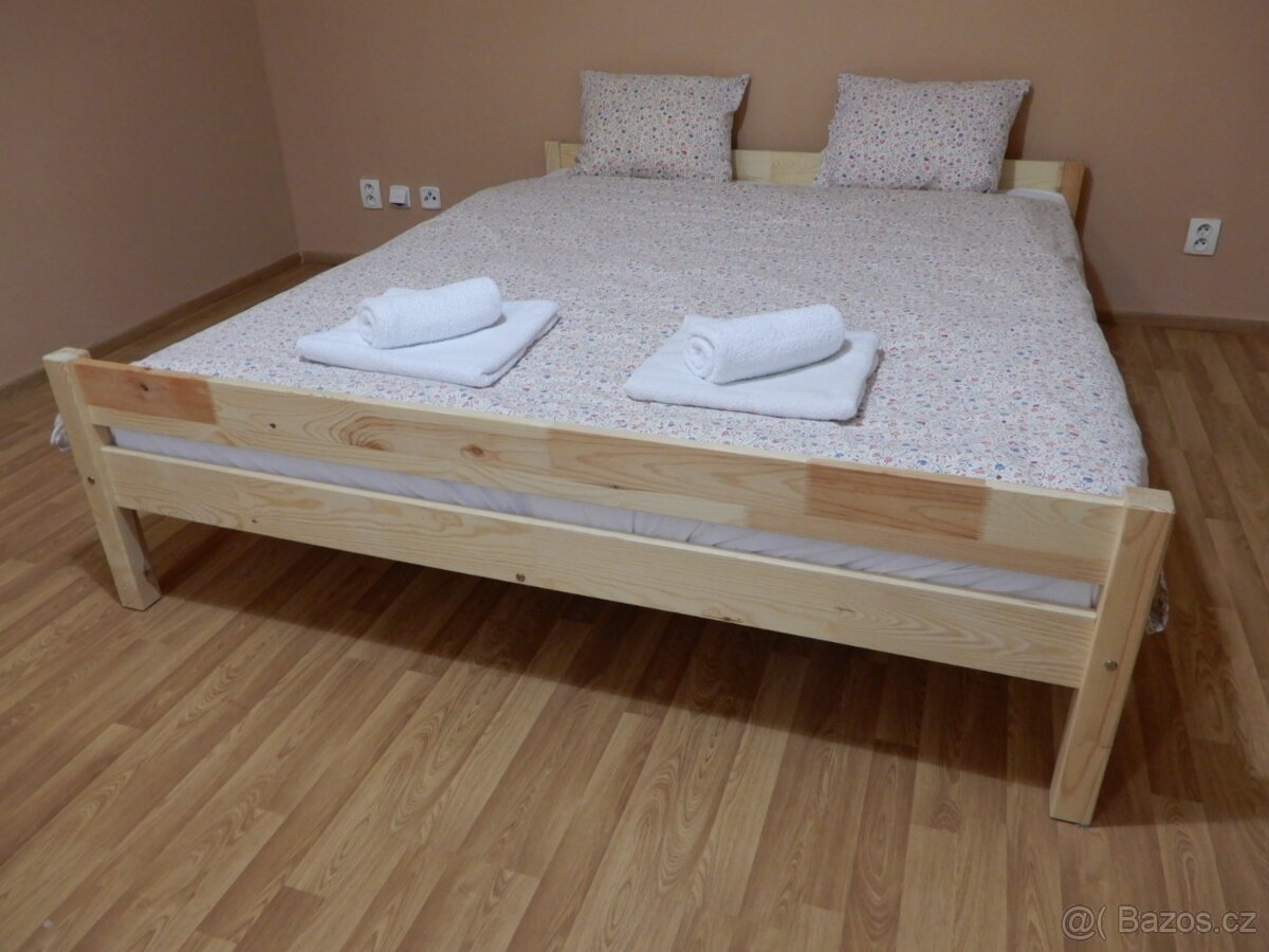 KOMPLETNÍ POSTEL 160x200cm vč. roštů a matrací, SLEVA 56%