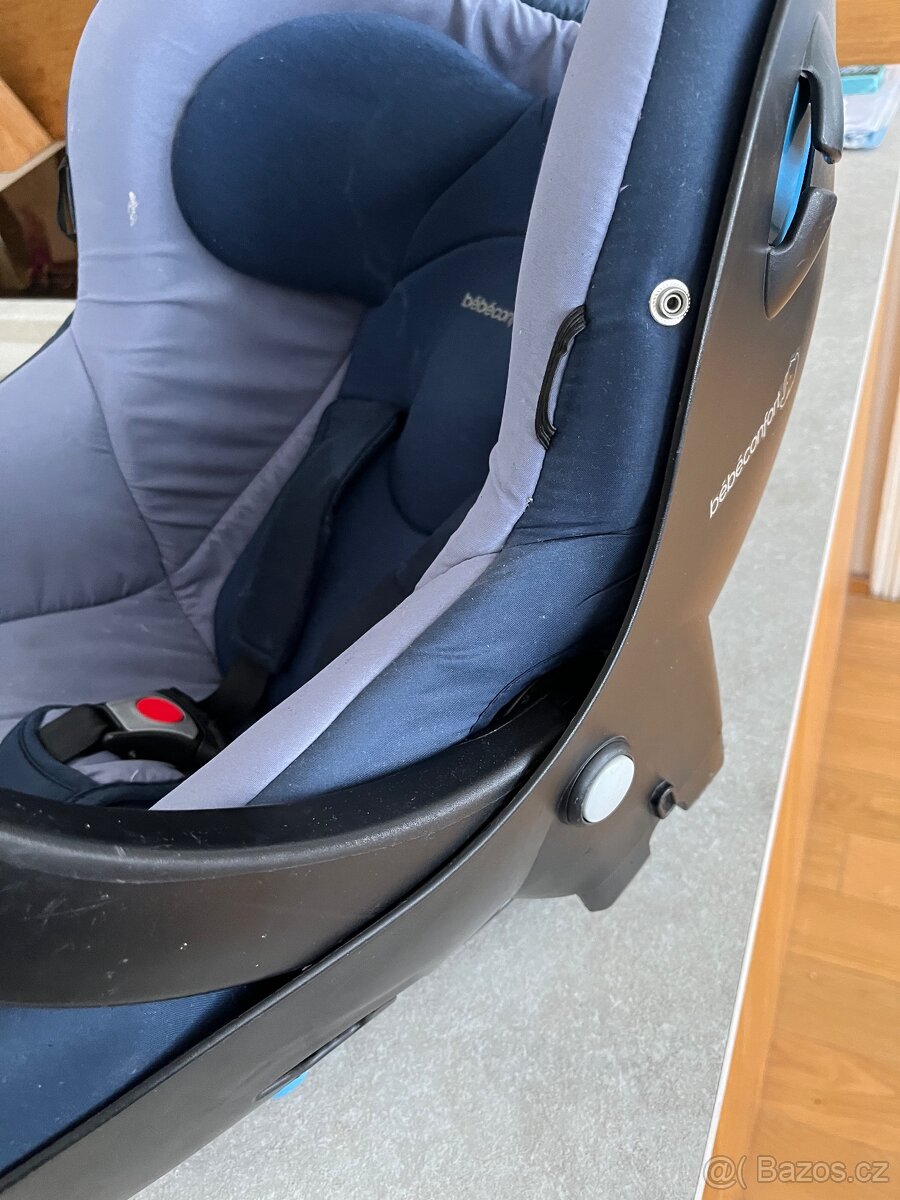 Dětská autosedačka pro nejmenší + další věci