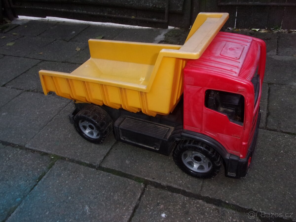 Retro nákladní auto