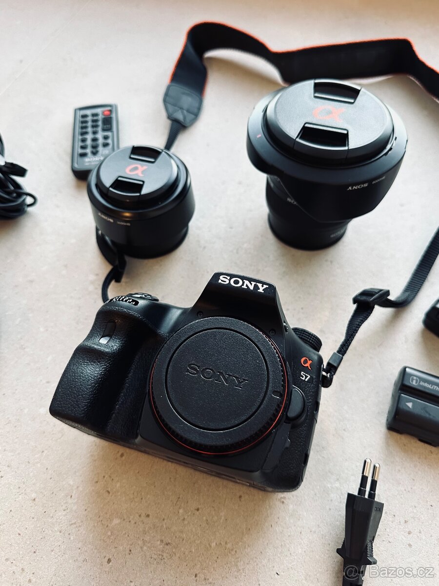 Sony SLT-A57 s objektivy SAL50F14 a SAL1118 + příslušenství