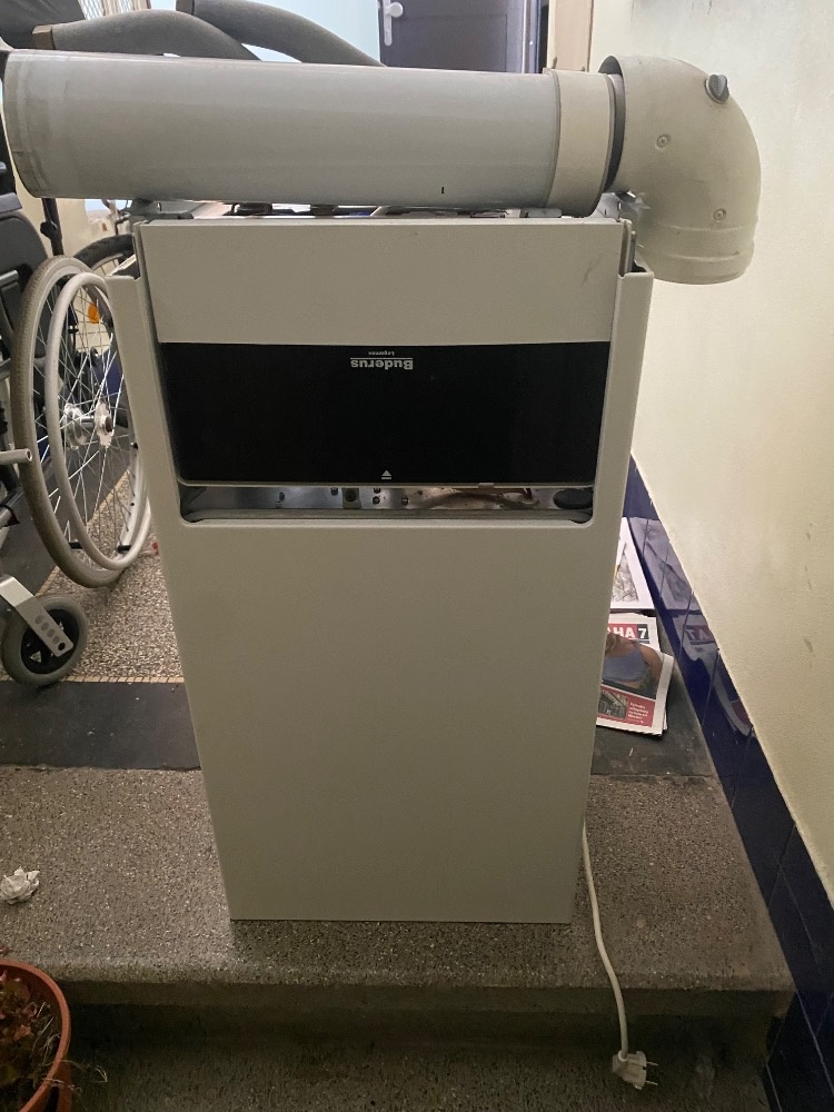 Prodám levně plynový kotel Buderus