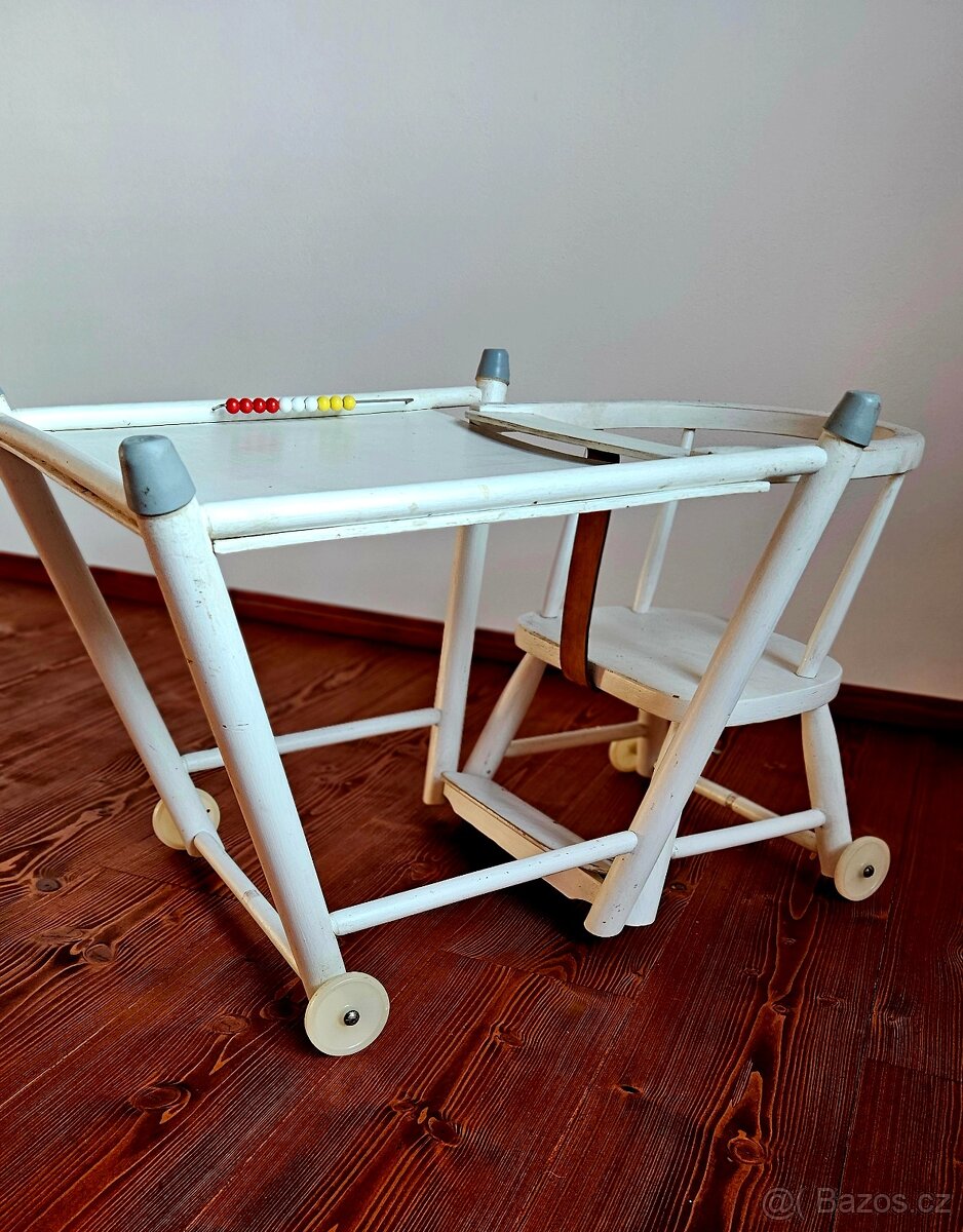 Dětská dřevěná jídelní židle/ stolička