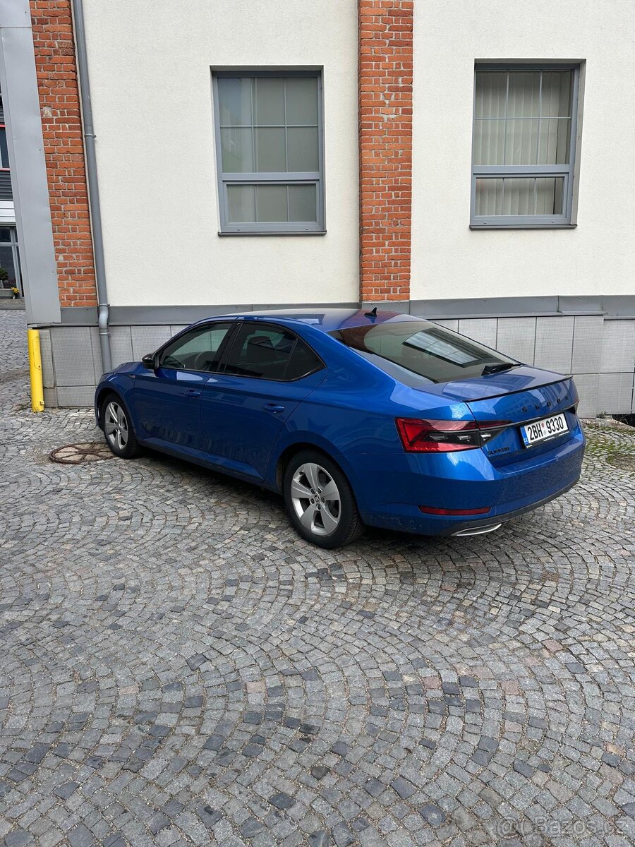 ŠKODA SUPERB SPORTLINE ,VIRTUAL,147KW, DPH, 1.majitel,TAŽNÉ