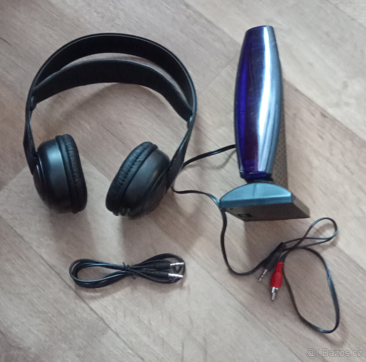 Bezdrátová sluchátka SF-880