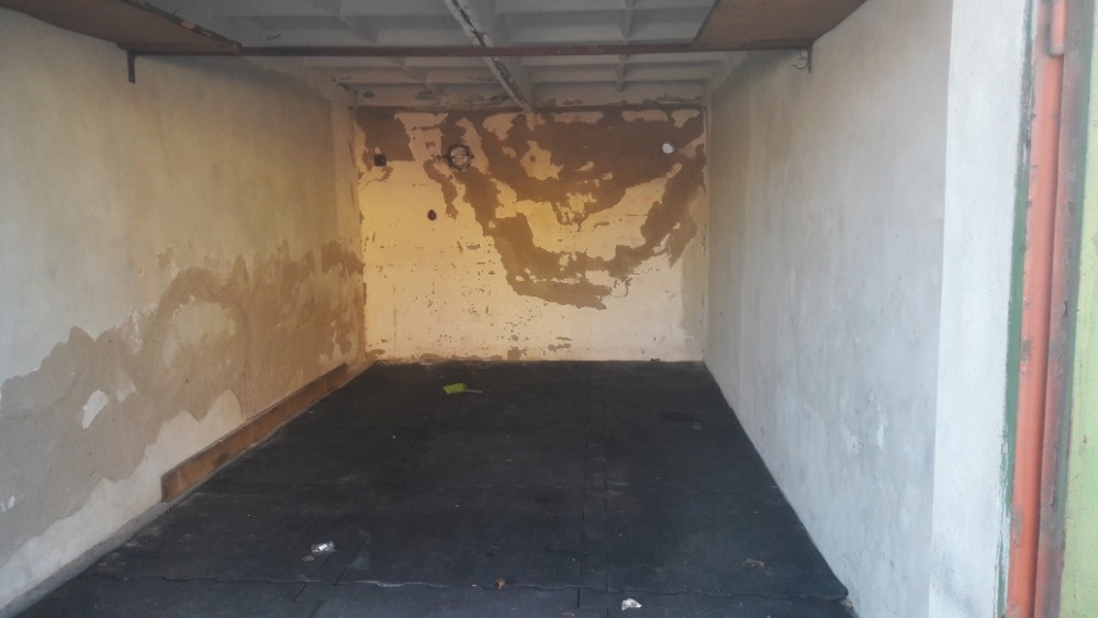 Garáž s elektřinou v Přerově (ulice Tovární)