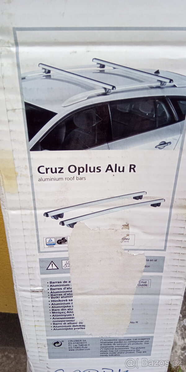 Univerzální příčníky na auto