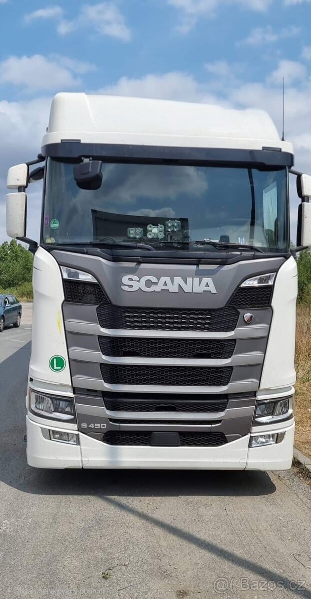 Řidič C+E (FRIGO/PLACHTA)