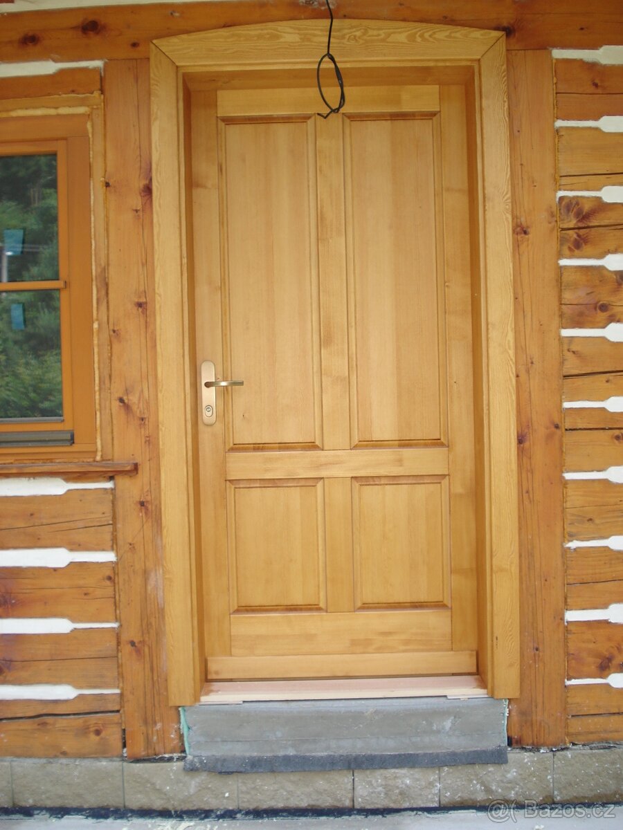 Vchodové a vnitřní dveře